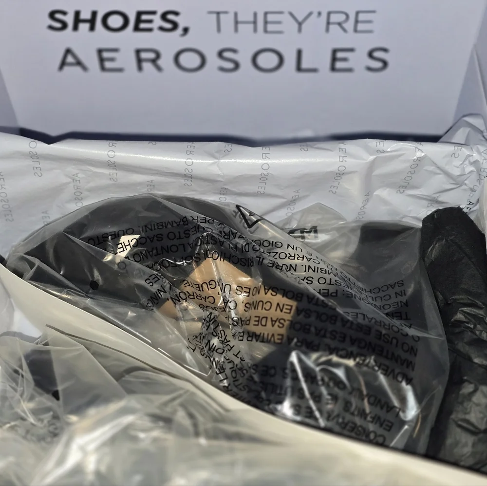 Aerosoles Cosmos Black Suede Block Heel Sandals – 7.5M – NIB - Picture 2 of 10